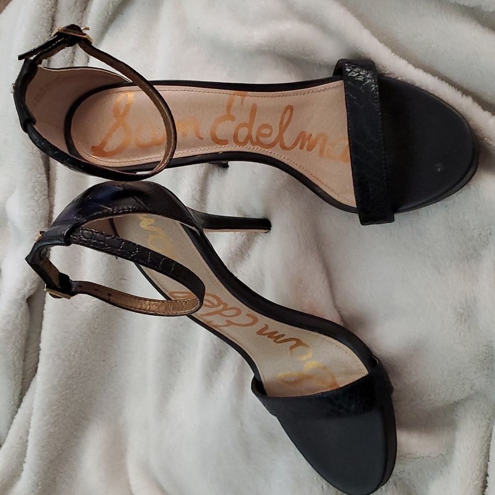 Sam Edelman Sz 7.5 Black High Heels with ankle strap